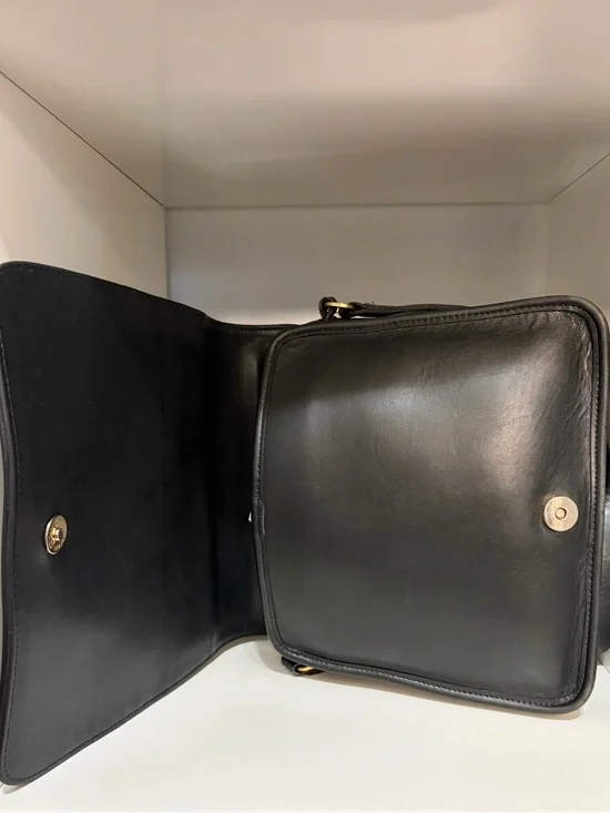 Rare Vintage Coach Tribeca Flap Bag (#9092) Black Leather & Magnetic Closure - Picture 6 of 12